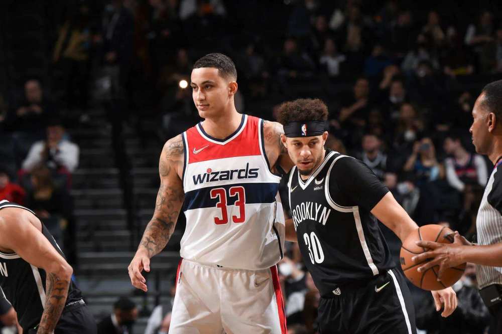 詹姆斯与杜 詹姆斯与杜