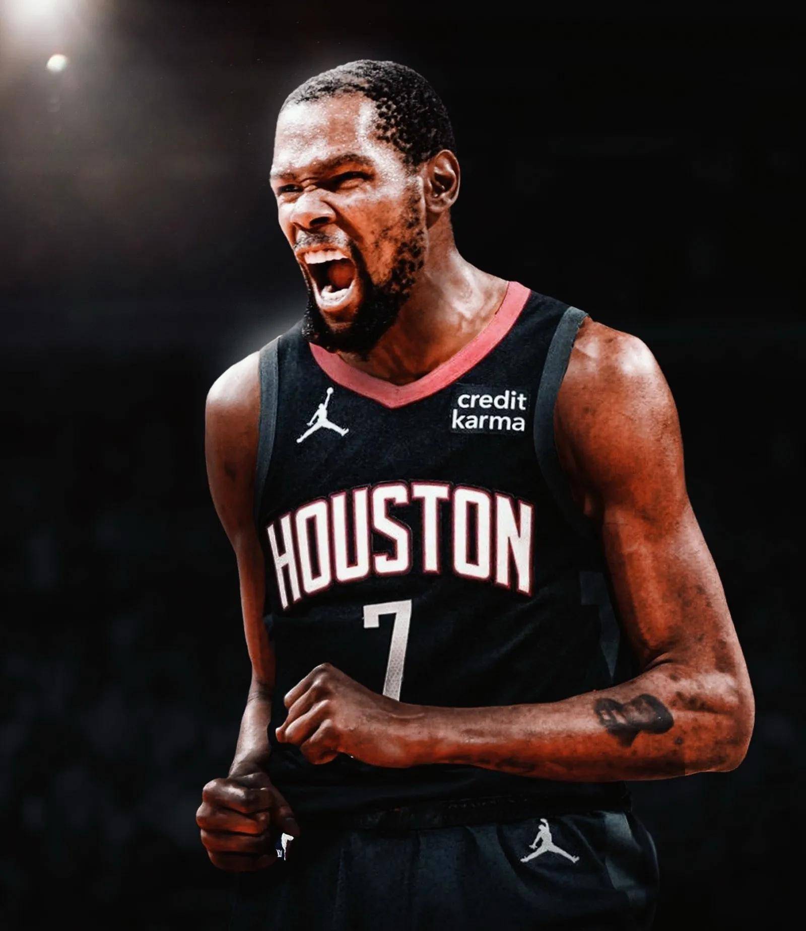 米兰在他身 米兰在他身